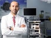 استشاري باطنة يحذر من إهمال السحور أو تقديمه.. ويؤكد: وجبة متوازنة تحميك من الإجهاد