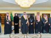 نائب أمير الشرقية يستقبل مدير عام التعليم بالمنطقة ويطّلع على تقرير “سفراء التفوق 2025”