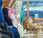 أمير المنطقة الشرقية يطلع على برامج “إخاء”