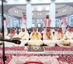 سمو محافظ الأحساء يؤدي صلاة عيد الفطر
