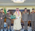 نائب أمير الشرقية يستقبل مدير شرطة المنطقة وقيادات أفرع الأمن العام