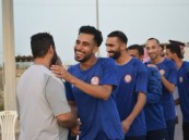 نادي العيون يقيم حفل معايدة للاعبين بمناسبة صعوده للدرجة الثالثة 