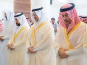محافظ الأحساء يؤدي صلاة الجمعة بجامع الغنام بالمبرز تعزيزًا للترابط الاجتماعي