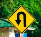 تطوير جديد في نظام المرور.. مقترح بتوحيد اللافتات استعدادًا لإكسبو ومونديال 2034