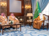 محافظ الأحساء يستقبل نائب وزير الرياضة ويستعرض تطوير القطاع الرياضي