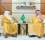 أمير الشرقية يستقبل المدير الإقليمي لبنك التنمية الاجتماعية بالمنطقة