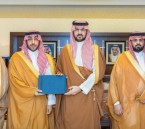نائب أمير الشرقية يتسلّم تقرير هيئة تطوير المنطقة لعام 2025