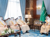 سمو محافظ الأحساء يطّلع على التقرير السنوي لغرفة الأحساء 2025م