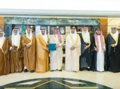 أمير الشرقية يستقبل جمعية التواصل ويطّلع على تقريرها السنوي