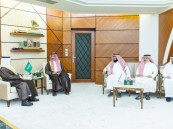 أمير الشرقية يستقبل رئيس مجلس إدارة جمعية البر الخيرية بحفر الباطن