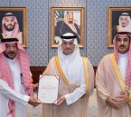 محافظ الأحساء يكرّم منسوبي مطار الأحساء الدولي تقديرًا لجهودهم