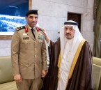أمير الرياض يقلد قائد قوات أمن المنشآت بالمنطقة رتبته الجديدة
