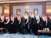 سمو الأمير سعود بن طلال يستقبل أمين أمانة الأحساء ووكلاءها.. ويؤكد تعزيز الخدمات البلدية