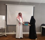الوباري يقدّم ورشة “إعداد وتنفيذ البحوث الاجتماعية” لمنسوبي مؤسسة رعاية الفتيات بالأحساء