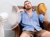 تقرير طبي يكشف 7 أسباب غير متوقعة للشعور المستمر بالحرارة