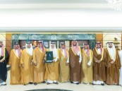 خلال استقباله أعضاء جمعية “إطعام”.. أمير الشرقية يؤكد أهمية الحد من هدر الطعام