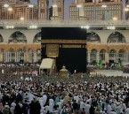 تفاصيل مراسم غسل الكعبة المشرفة.. ثلاث مراحل بروحانية وتنظيم دقيق