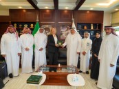 رئيس جامعة الملك فيصل يستقبل وفدًا من جامعة الملك عبدالله لبحث التعاون