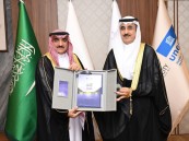 “الملا” يتسلّم التقرير السنوي لمطار الأحساء الدولي.. ويطّلع على أبرز المشاريع التطويرية