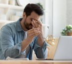 من التثاؤب إلى تورم الساقين.. الخضيري يحذّر: لا تتجاهل هذه الأعراض