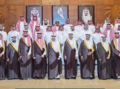 أمير الشرقية يستقبل منسوبي فرع وزارة النقل ويثمن جهودهم في تنفيذ وصيانة الطرق