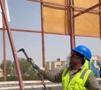 إزالة لوحات مخالفة في طرق الأحساء ضمن جهود تحسين المشهد الحضري
