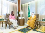 أمير الشرقية يستقبل القائم بالأعمال في السفارة الأمريكية لدى المملكة
