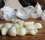 حارس الكلى الطبيعي.. لماذا يوصي الأطباء بإدراج الثوم في غذائك؟