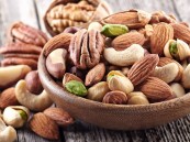 سلاح طبيعي ضد جلطات القلب.. كيف تحميك حفنة مكسرات 5 مرات أسبوعيا؟