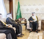 نائب أمير الشرقية يستعرض مع أمين المنطقة أبرز المشاريع التنموية والخدمية