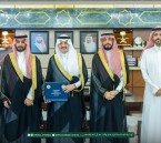 أمير الشرقية يستقبل مدير عام فرع هيئة الأمر بالمعروف والنهي عن المنكر بالمنطقة