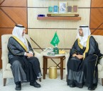 أمير الشرقية يستقبل المدير التنفيذي لمركز زراعة الأعضاء المتميز بمستشفى الملك فهد بالدمام