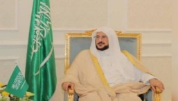 “وزير الشؤون الإسلامية والدعوة” ينتقد الخطوط الجوية السعودية