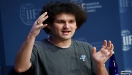 اعتقال ملك البيتكوين مؤسس بورصة العملات المشفرة FTX