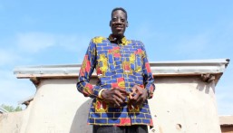 قصة شاب ينمو بلا توقف