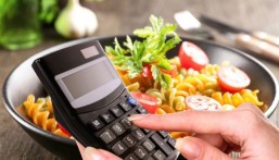 “الغذاء والدواء”: 5 عوامل تحدد احتياجك من السعرات الحرارية