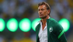 رينارد يستبعد “العقيدي” ويضم “المرمش” لمعسكر جدة