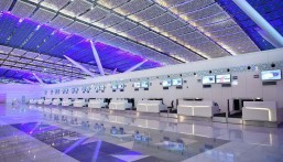 “السياحة”: لا يشترط دخول حاملي “الشنغن” من خلال الطيران السعودي