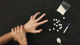 تبدأ بالفضول والتجربة.. هذه مراحل وصولك لإدمان المخدرات