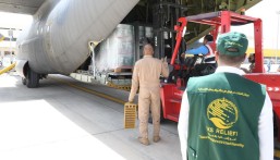 وصول الطائرة الإغاثية السعودية الثالثة إلى السودان