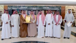 أمير الشرقية يستقبل نادي قرية العليا بمناسبة تحقيقه بطولة المملكة للمبارزة