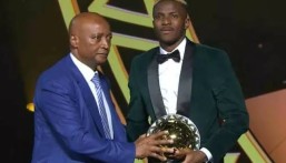 النيجيري أوسيمن أفضل لاعب في أفريقيا لعام 2023
