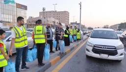 مبادرات “تفطير الصائم” بالمنطقة الشرقية.. أبرز نشاط للمتطوعين في شهر رمضان
