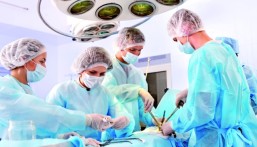 مستشفى الدكتور سليمان الحبيب بالخبر ينهي معاناة خمسيني مع تَبِعات ورم ضخم