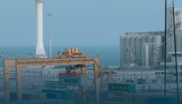 زيادة فترة الإعفاء لأجور تخزين الحاويات الفارغة بميناء الملك عبدالعزيز بالدمام.. تعرف على المدة
