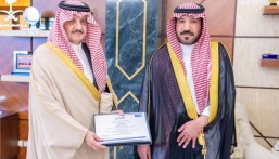 أمير الشرقية يستقبل الدكتور ناهض بن سالم العودة لفوزه بالملتقى العلمي 14 بجامعة الملك سعود