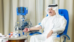 أمير الشرقية يشارك في الحملة الوطنية للتبرع بالدم