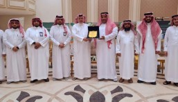 بالصور.. العيون الخيرية تستقبل رجل الأعمال “العويس” وتستعرض جهودها ومشاريعها المستقبلية