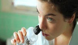 دراسة: غسل الأنف بالمحلول الملحي يقلّل أعراض البرد ويقلّل الحاجة للأدوية بنسبة 62%