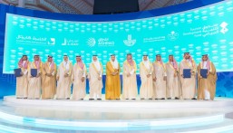 أمير الشرقية يشهد توقيع اتفاقيات تتجاوز 7 مليارات ريال لتطوير وجهات سياحية في الخبر